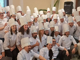 La diplomatura de elaboración de helados artesanales de la Universidad Nacional del Comahue anunció su sexta edición. La diplomatura de elaboración de helados artesanales de la Universidad Nacional del Comahue anunció su sexta edición.