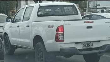 La Policía inició acciones para poder ubicar el vehículo robado en Plottier. La Policía inició acciones para poder ubicar el vehículo robado en Plottier.