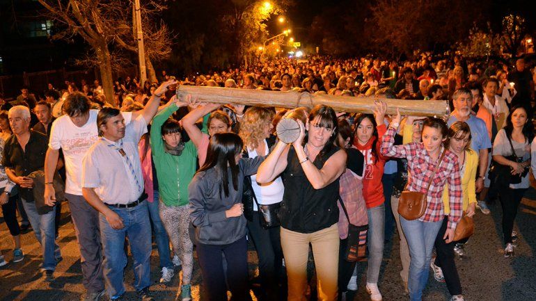 Mañana habrá dos viacrucis, en el centro y en el oeste