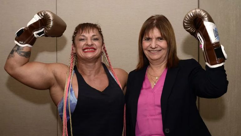 Patricia Bullrich sumó a Locomotora Oliveras al Pro