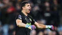 Dibu Martínez demuestra su valía en la Premier League. Dibu Martínez demuestra su valía en la Premier League.