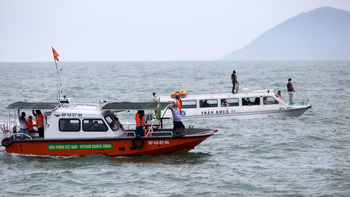 japon: un barco con turistas se perdio en el mar japon: un barco con turistas se perdio en el mar