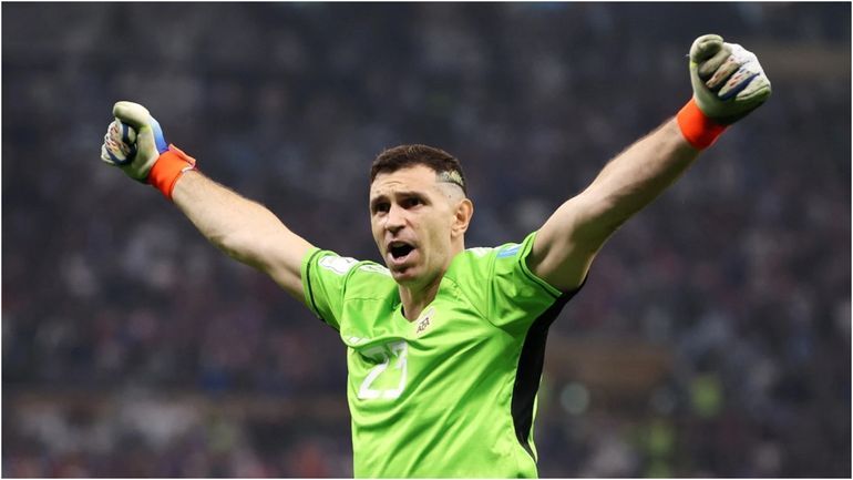 El Dibu Martínez con la camiseta de la Selección El Dibu Martínez con la camiseta de la Selección