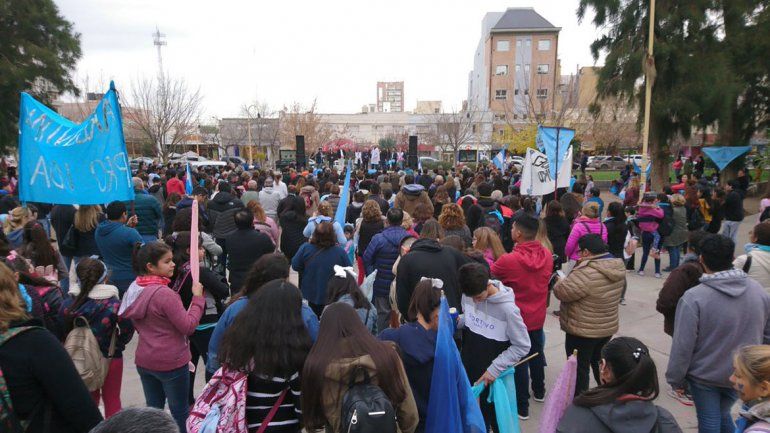 Providas marcharon en todo el país en respaldo a Rodríguez Lastra