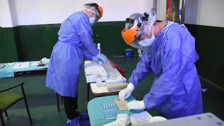 Peve: La curva del COVID se amesetó pero quedó muy alta