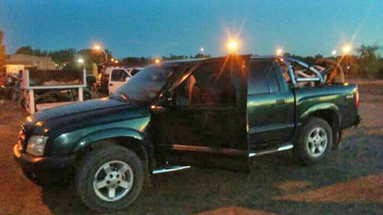 El joven dejó estacionada la camioneta S10 en calle San Antonio al 50.