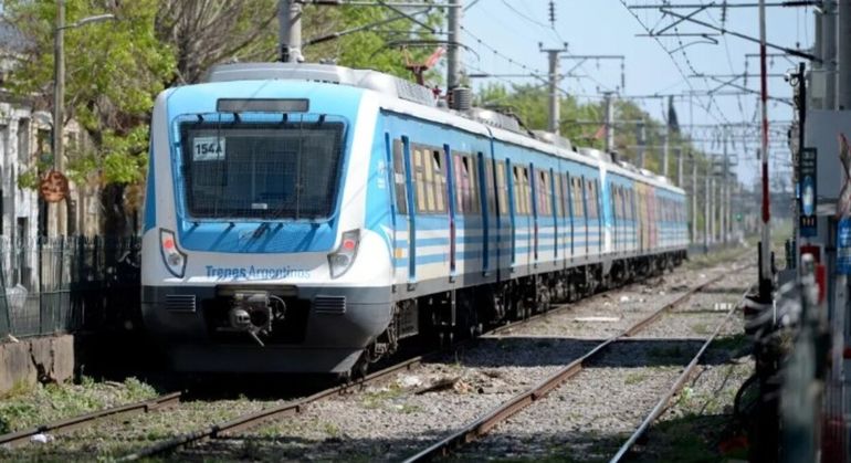 La sentencia analizó el hecho de que las puertas del tren permanecían abiertas durante la marcha y remarcó la falta de personal de seguridad.