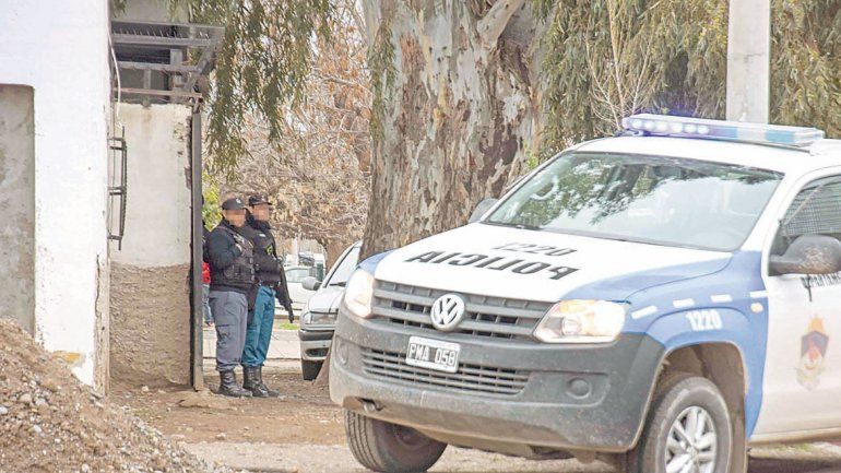 El jueves allanaron en Winter y Libertad. En Parque Industrial hubo otro procedimiento vinculado a la actividad narco.