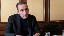 Imputaron a Francisco Adorni, hermano del jefe de gabinete, por enriquecimiento ilícito. Imputaron a Francisco Adorni, hermano del jefe de gabinete, por enriquecimiento ilícito.