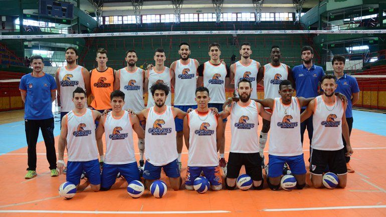 Los jugadores del Dino