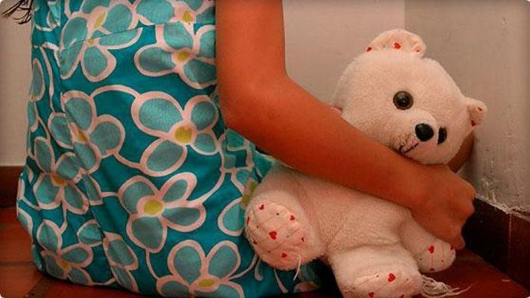 La situaciones de abuso se repitieron cuando la nena se quedaba a dormir en la casa de su abuela en Centenario.