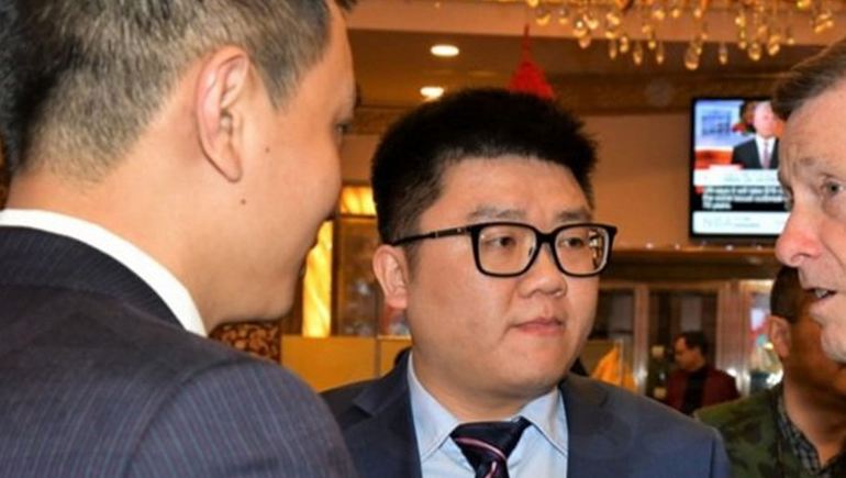 China echó del país a una cónsul de Canadá como represalia