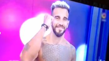 Julian Reina, el hombre que fue baleado por la Policía tras intentar matar a su ex en la calle, durante su aparición en TV en 2022. Julian Reina, el hombre que fue baleado por la Policía tras intentar matar a su ex en la calle, durante su aparición en TV en 2022.