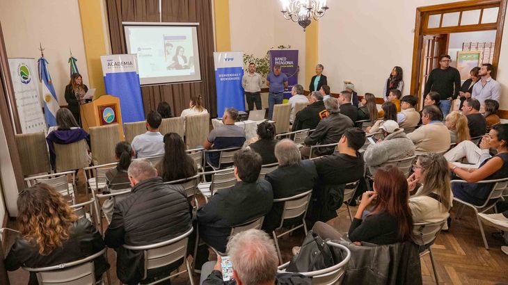 La Academia de Proveedores de YPF funciona como un ámbito de formación e intercambio. La Academia de Proveedores de YPF funciona como un ámbito de formación e intercambio.