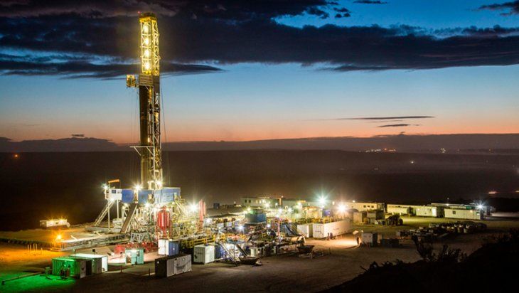 La Amarga Chica es uno de los bloques más operativos de Vaca Muerta. La Amarga Chica es uno de los bloques más operativos de Vaca Muerta.