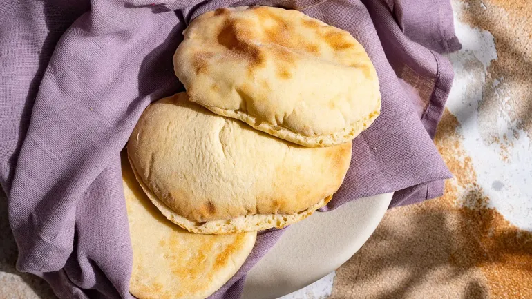 Milenario y delicioso. El pan pita es fácil de hacer, probá con esta receta. Milenario y delicioso. El pan pita es fácil de hacer, probá con esta receta.