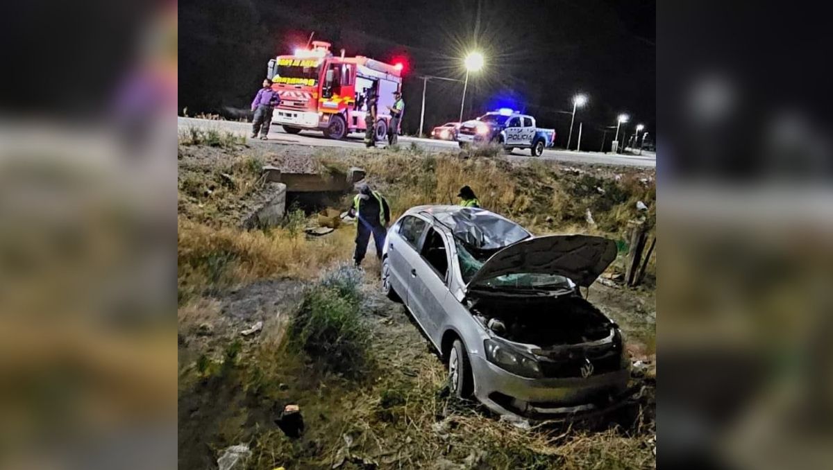 Un joven borracho protagonizó un increíble vuelco en Chos Malal