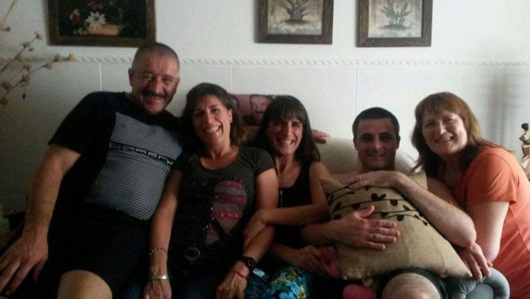 Daniel Abadie, esposa e hijos.