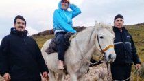 El rescate a caballo de la senderista local.