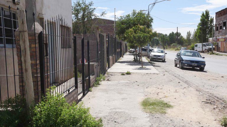 Los vecinos están acostumbrados a vivir pendientes del peligro. La calle