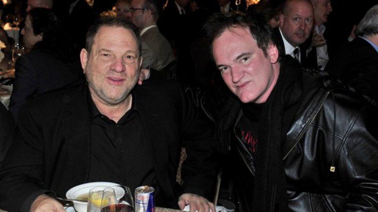 El afamado director se siente avergonzado de su amigo.