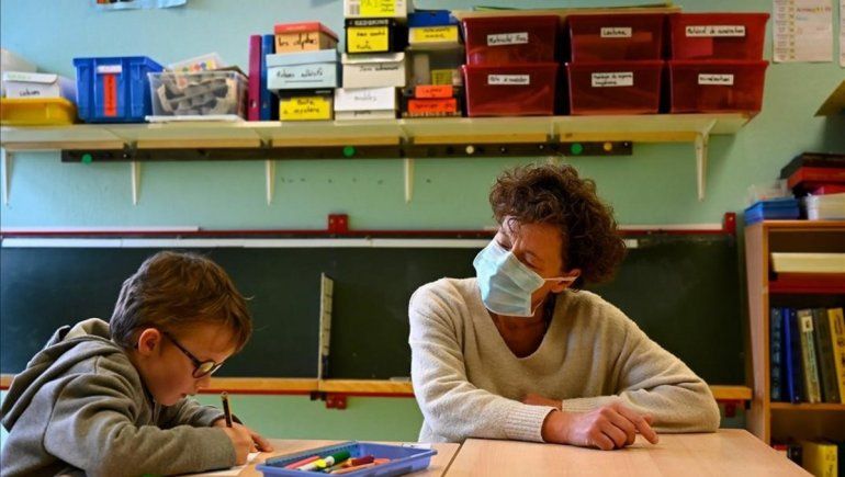 Francia declara controlada a la pandemia