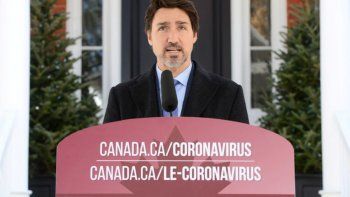 Ómicron: Canadá desalienta los viajes internacionales