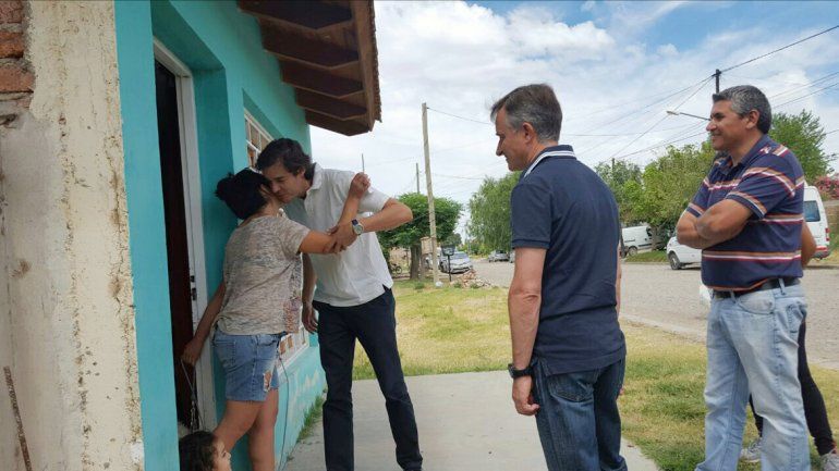 Cambiemos salió otra vez a tocar los timbres por Neuquén