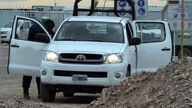 La oferta era ser chofer de autos y camionetas para la empresa&nbsp; petrolera YPF en un emprendimiento personal.