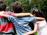 Lo separaron de sus hermanos menores y fue a la Justicia para volver a verlos