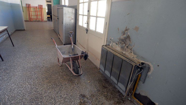 Denunciaron a funcionarios provinciales por el estado de las escuelas
