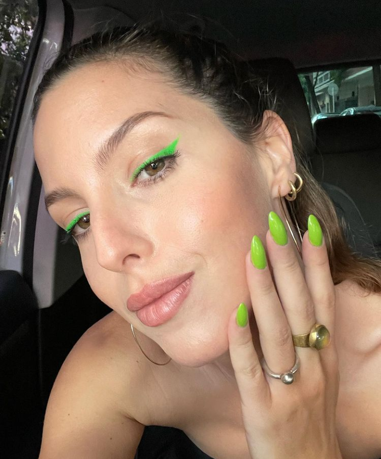 Clara tiene 29 años y no se quiere dedicar a la actuación porque siente que es demasiado tímida para esa profesión.