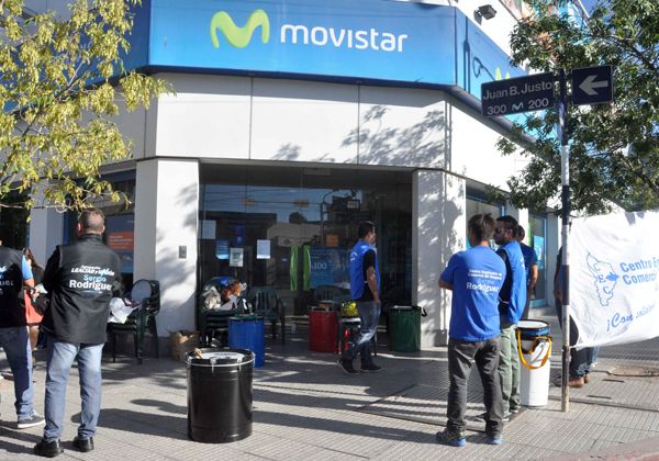Tras la agresión, Movistar limitó la atención por fallas en el sistema