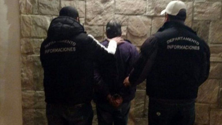 Fue detenido acusado de abuso sexual y corrupción de menores.