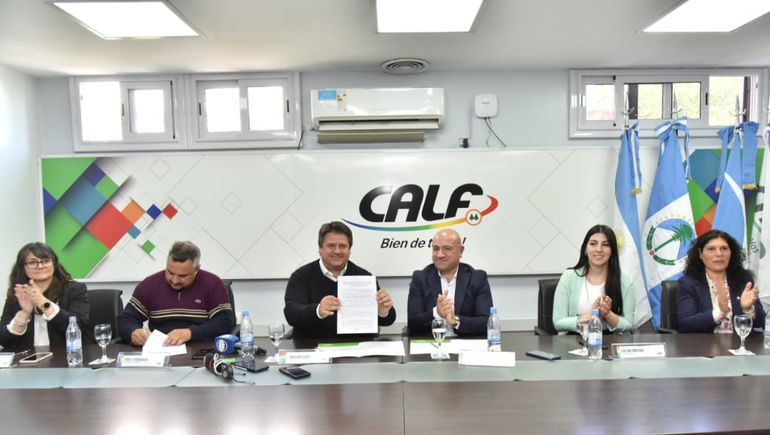 Instalarán tótems solares para cargar celus, bicis y monopatines eléctricos