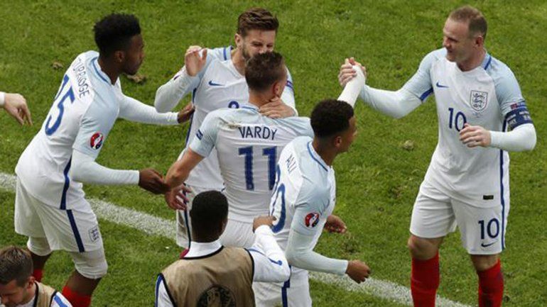 Con un agónico gol, Inglaterra le dio vuelta el partido a Gales