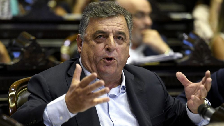 La UCR finalmente presentó el pedido de juicio político contra Alberto Fernández