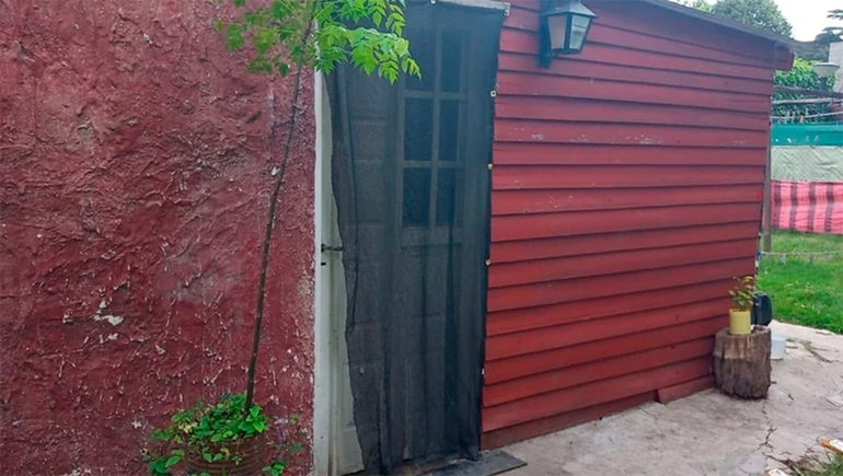 Se quiso separar y él la mantuvo tres años cautiva