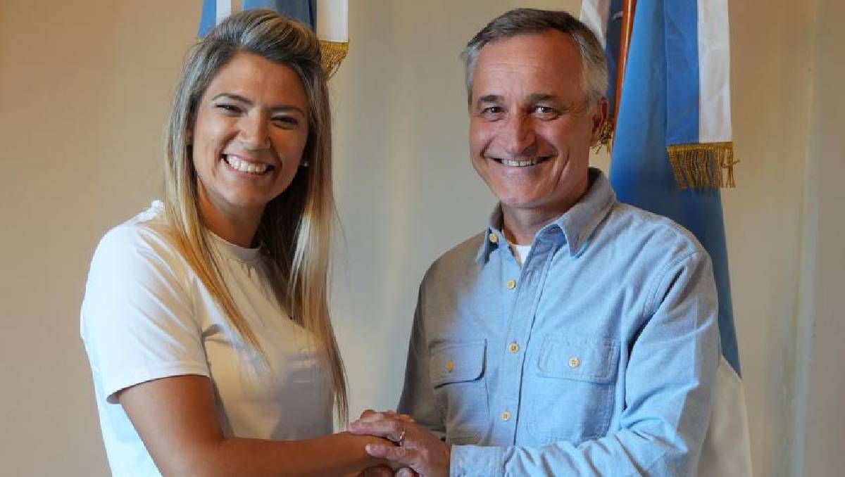 La diputada nacional por La Libertad Avanza, Nadia Márquez y el pastor David Schlereth.