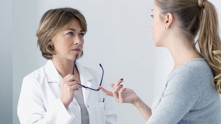 ¿A qué edad deben ir las nenas por primera vez al ginecólogo?
