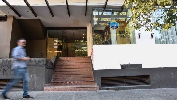 En la sala judicial de Yrigoyen, la fiscalía le formuló los cargos a la mujer.