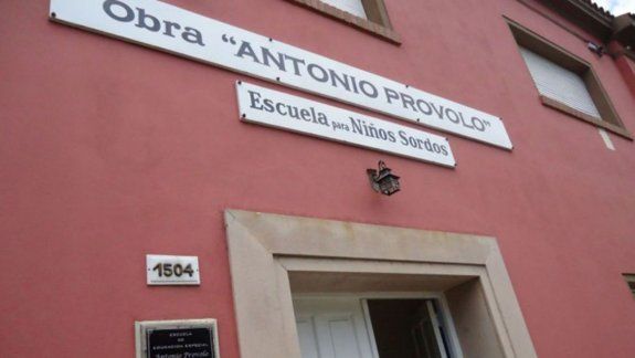 Los allanamientos se produjeron entre las 9 y las 17. Se secuestraron cajas con información.