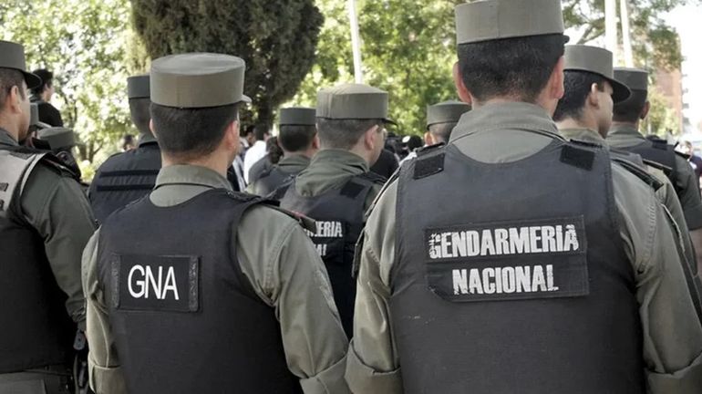 Allanamientos en Chubut. Detuvieron a un director de Migraciones. Allanamientos en Chubut. Detuvieron a un director de Migraciones.