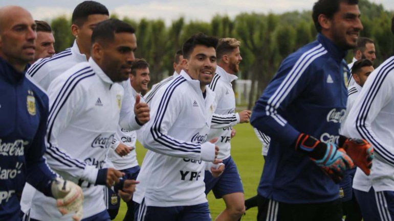 El ruego de toda la ciudad a Sampaoli: ¡Ponga Huevo, que ganamos!