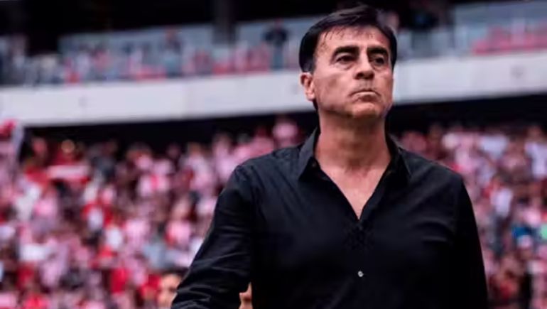 Se va de Vélez: por qué el Gustavo Quinteros no quiso renovar el contrato