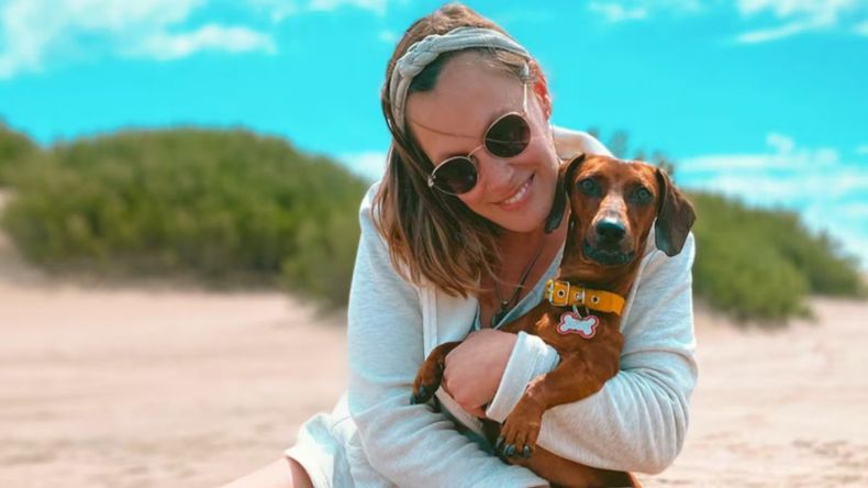 La joven se encontraba en un mirador de Barrancas de Los Lobos cuando perdió el equilibrio y cayó desde varios metros de altura. | LM Neuquen La joven se encontraba en un mirador de Barrancas de Los Lobos cuando perdió el equilibrio y cayó desde varios metros de altura.