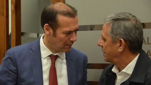 Domingo de furia entre Gutiérrez y Quiroga por temas de la ciudad