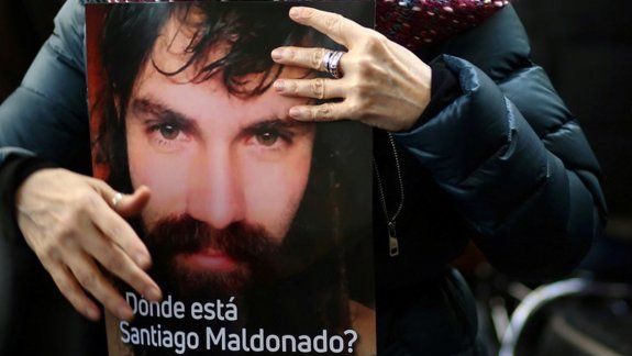 Le solicitó al juez Canicoba Corral que se abra el caso a investigación.