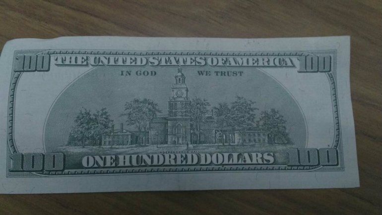 El dólar subió seis centavos, se vendió a 16,19 y marcó otro récord