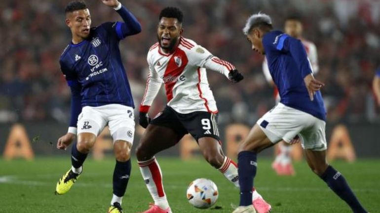 River VS Talleres de Córdoba River VS Talleres de Córdoba